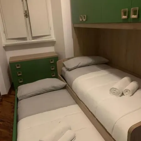 Spacious And Cozy In Piazza Verbano Apartmán *